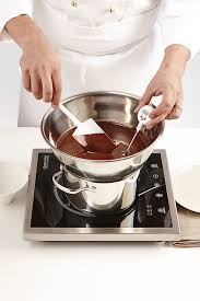 BAIN-MARIE